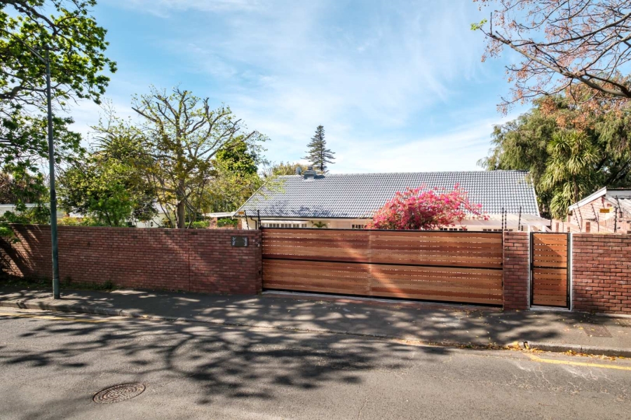 3 Bedroom Property for Sale in Newlands Western Cape